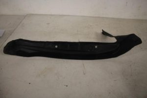 17822157 – 8T0821112A – Schmutzfänger Leiste