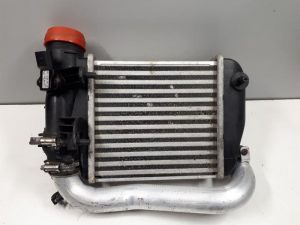 19501957 – 4F0145805AF – Intercooler