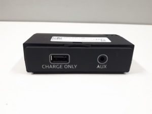 19118823 – 8W0035726 – AUX / USB-Anschluss