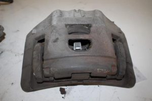 17818109 – 4F0615124 – Remklauw (Tang) rechts-voor