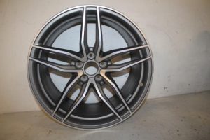 17824020 – 4S0601025E – Wheel