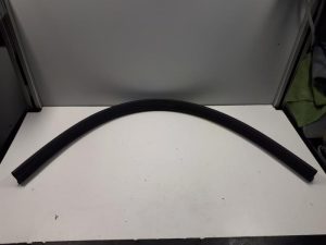 19610968 – 8T0823723B – Motorkaprubber