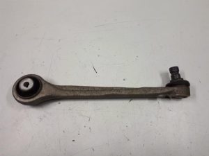 20410513 – 4M0407505B – Draagarm Boven links-voor