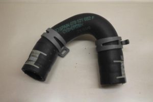 17800003 – 079121052F – Kühlerschlauch