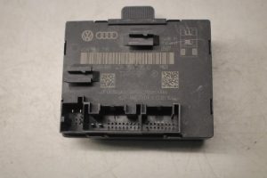 17810044 – 4G8959795J – Centrale Deurvergrendelings Module