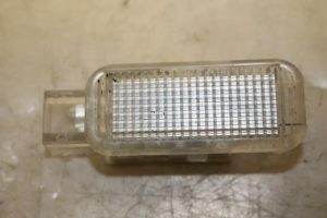 17796728 – 8D0947415 – Bulb