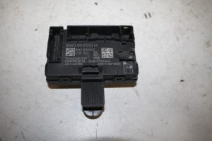 17823905 – 8W0959593H – Centrale Deurvergrendelings Module