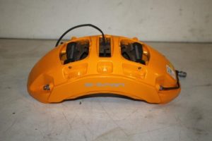 17827353 – 4KE615107BSR6 – Remklauw (Tang) links-voor