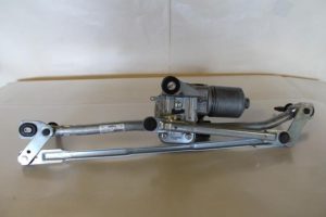 17792360 – 8R1955023D – Wiper motor + mechanism