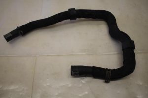 17801947 – 8K0145923B – Kühlerschlauch