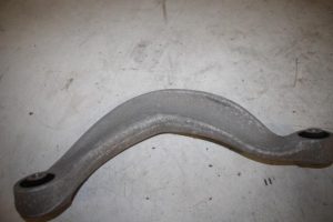 17822267 – 8K0505323H – Draagarm boven links-achter