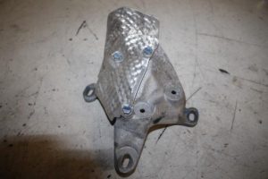 17815122 – 4M0399113B – Getriebe Halterung