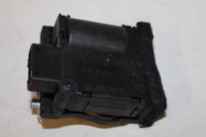17789667 – 4E0820511 – Heater valve motor