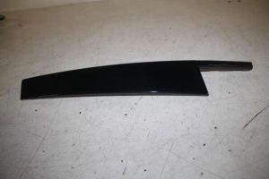 17808130 – 4H0839901B5FQ – B-stijl sierlijst exterieur