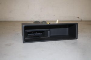 17827331 – 8E0857925B6PS – Ablagefach