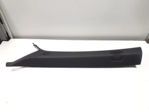 20598845 – 8W0867233EV48 – A-stijl Afdekkap links