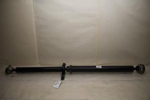 17800493 – 8R0521101B – Zwischenachse