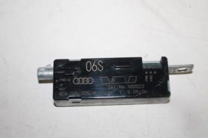 17827734 – 4F9035225H – Antenne Versterker