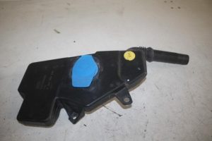 17806251 – 4G1955462A – Front windscreen washer reservoir