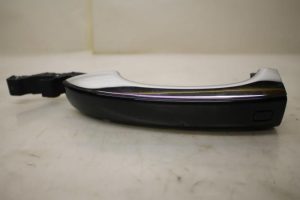 17796015 – 4H0837205B – Portiergreep 4Deurs links-voor