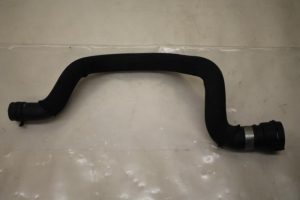 17797403 – 4F0121109J – Kühlerschlauch