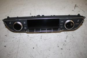 17813141 – 80A820043K5PR – Climatronic Panel