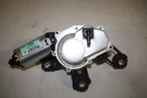 22170210 – 4F9955711B – Rear wiper motor
