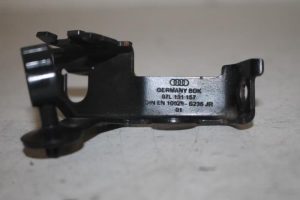 17809320 – 07L131157 – Steun (diversen)