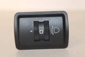 17790849 – 8D2941301A01C – Schakelaar Koplamp Ihv