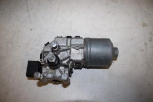 17824623 – 8E1955119 – Front wiper motor