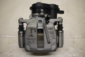 17798809 – 4H0615403A – Bremszange links hinten