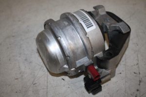 17808284 – 4H0199255AA – Engine mount