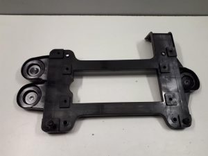 19390163 – 4M8907742A – Steun (diversen)