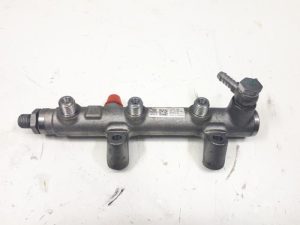 18113040 – 059130090CM – Brandstofverdeler