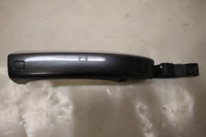 17797432 – 4H0837206B – Portiergreep 4Deurs rechts-voor