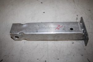 17815105 – 4M0802038A – Chassisbalk voor