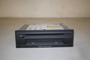 17826806 – 8V0035043F – Regelunit Multi Media