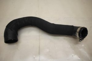 17799681 – 8R0145738R – Intercooler Slang