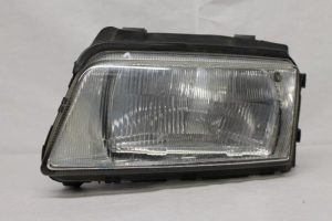 17786080 – 8D0941003A – Headlight, left