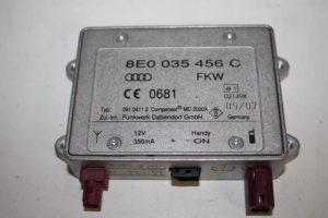 17802516 – 8E0035456C – Radio versterker