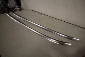 17828114 – 4KE860021A3Q7 – Dakrail set