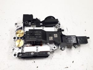 19002557 – 8K9927156B – Computer Automatische Bak