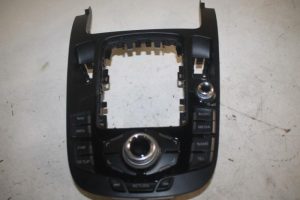 17805761 – 8T0919611WFX – Regelunit Multi Media