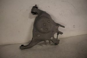 17812523 – 4F0505311L – Draagarm onder links-achter