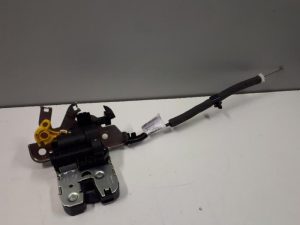 19431573 – 4M0827506B – Slotmechaniek Achterklep