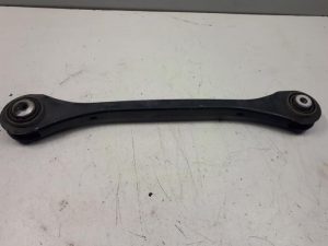 21959062 – 4M0505292D – Draagarm rechts-achter