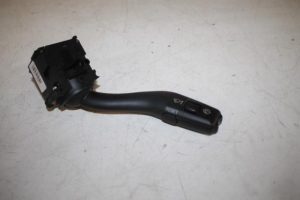 17829983 – 4E0953503B4PK – Wiper switch