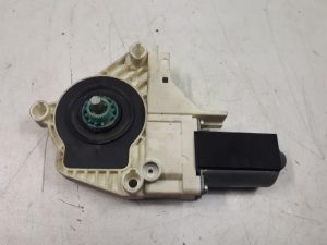 21480456 – 8T0959802B – Door window motor
