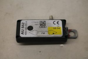 17796360 – 4B9035225A – Antenne Versterker