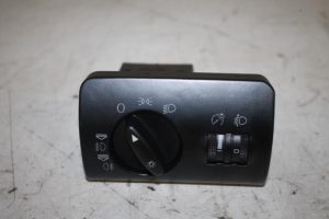 17813873 – 4B1941531CB98 – Light switch